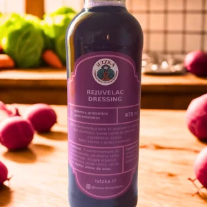 Bebida probiótica a base de repollo y vegetales más vinagre de manzana